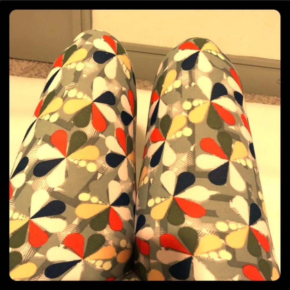 Retro! OS Lularoe Leggings